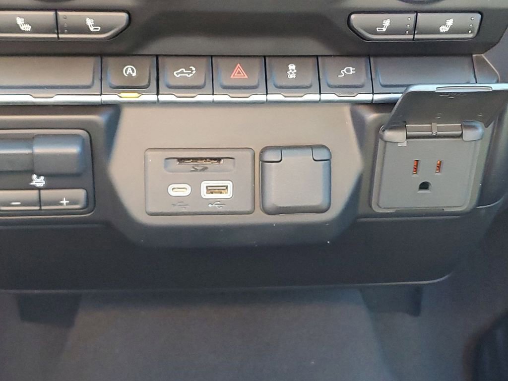 Used 2022 GMC Sierra 1500 SLE w/ Preferred Package image 31