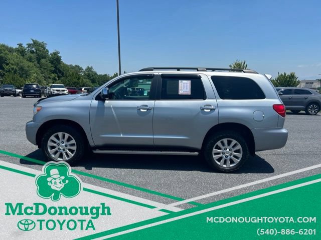 Used 2016 Toyota Sequoia Platinum AWD/4WD image 3