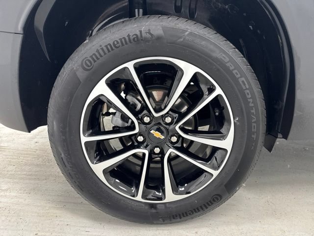 Used 2025 Chevrolet TrailBlazer LT AWD/4WD image 31