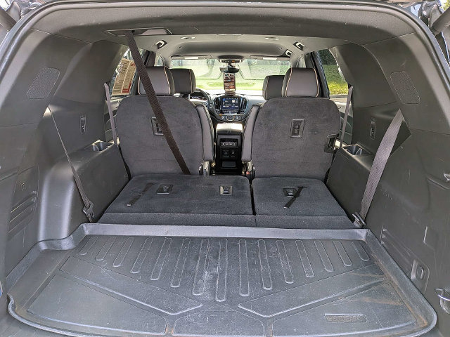 Used 2023 Chevrolet Traverse Premier FWD image 14