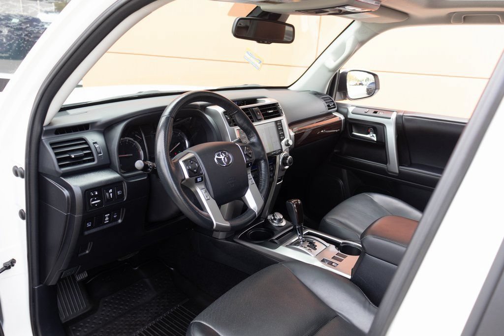 Used 2023 Toyota 4Runner Limited AWD/4WD image 19