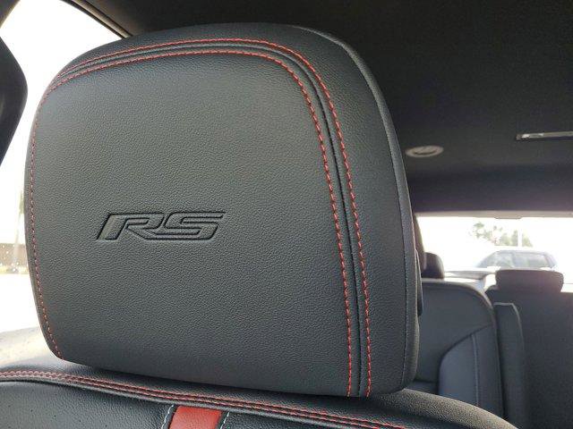 New 2026 Chevrolet Traverse RS image 32