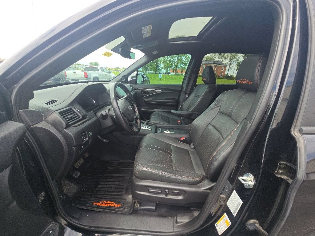 Used 2022 Honda Pilot TrailSport image 14