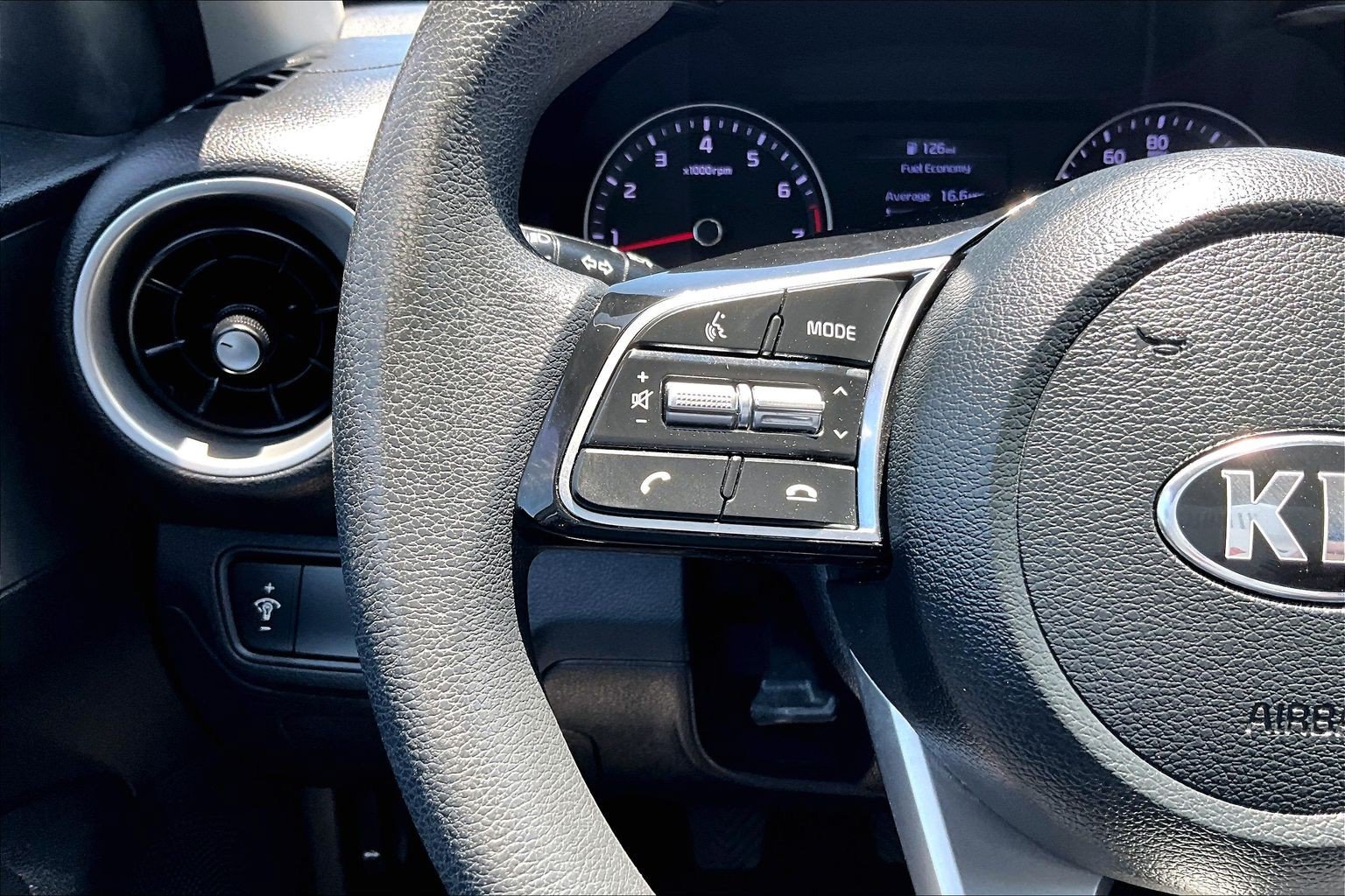 Used 2019 Kia Forte Sedan FWD image 19