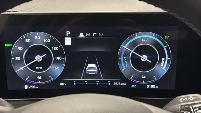 Used 2025 Kia Sportage SX Prestige image 17