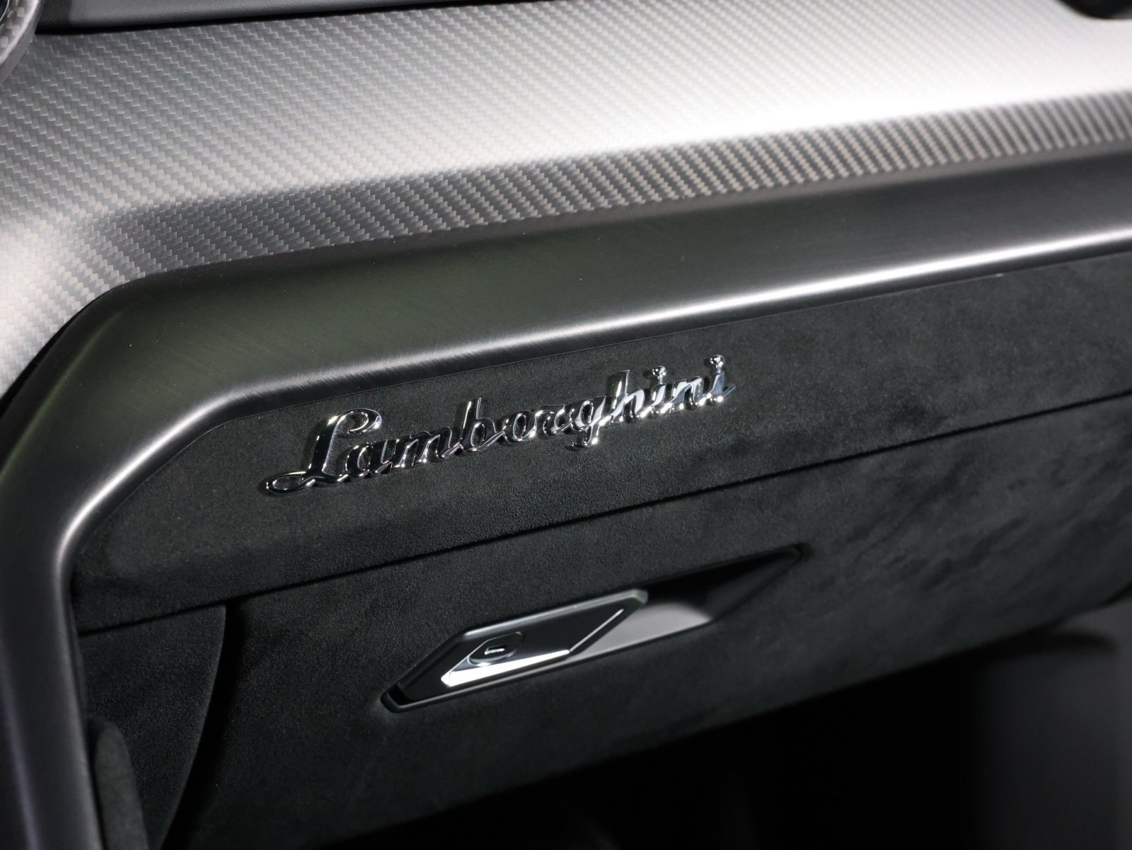 Used 2023 Lamborghini Urus Performante AWD/4WD image 39
