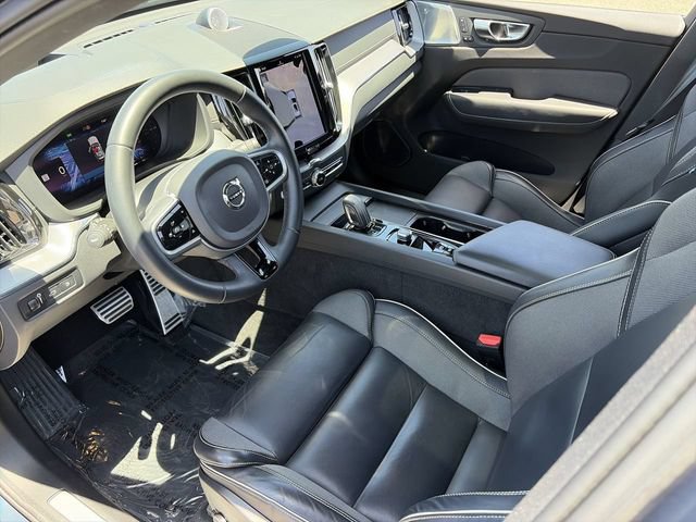 Certified 2022 Volvo XC60 T8 R-Design w/ Advanced Package AWD/4WD image 18