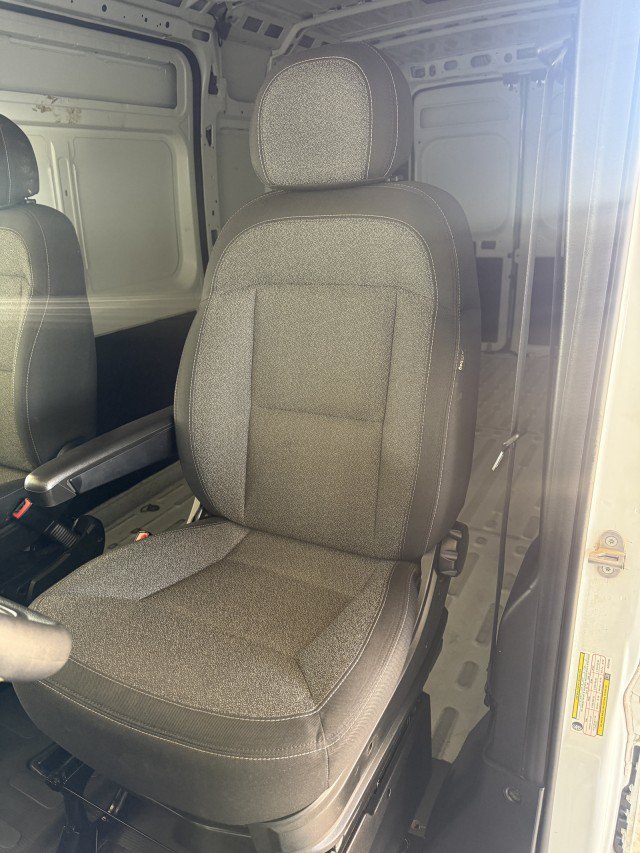 Used 2025 RAM ProMaster 2500 w/ Convenience Group FWD image 18