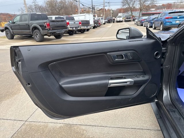 Used 2015 Ford Mustang GT image 21