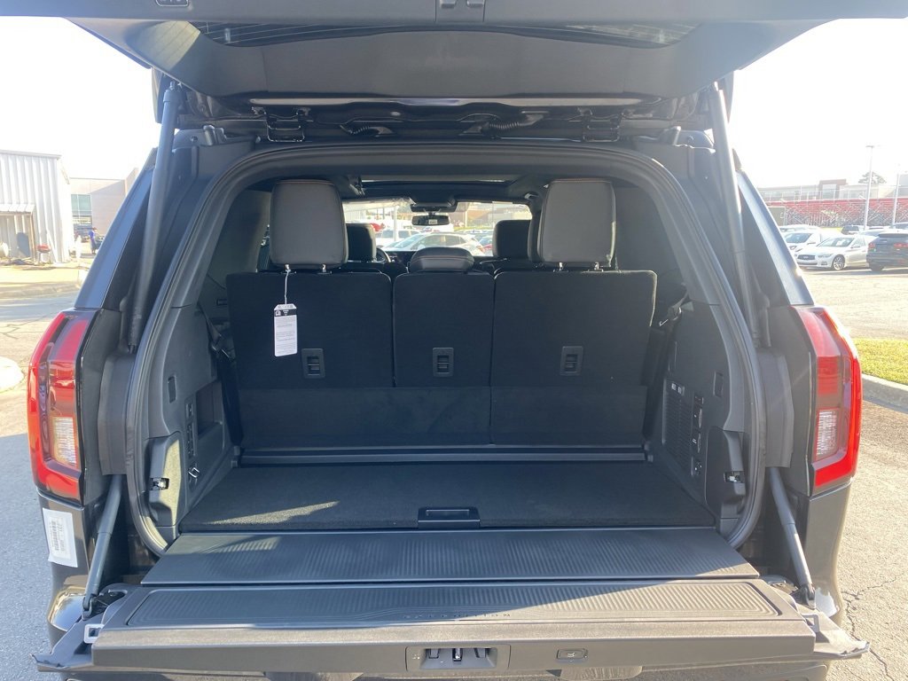 New 2025 Ford Expedition Tremor image 9