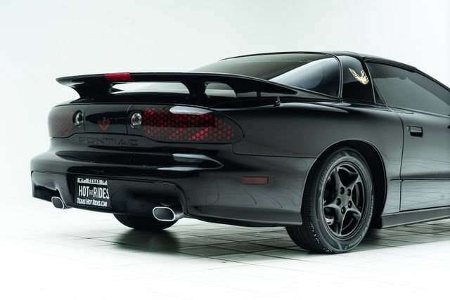 Used 2000 Pontiac Firebird Formula w/ Security Pkg RWD image 14