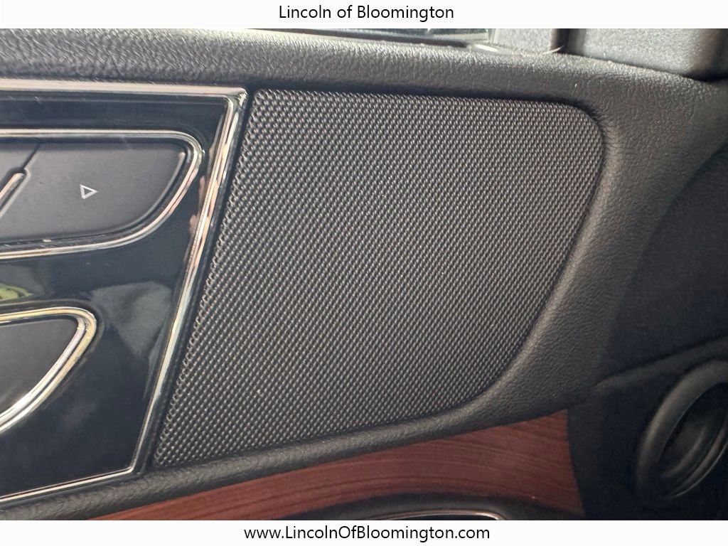 Used 2019 Lincoln Navigator Select AWD/4WD image 43