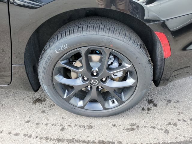 New 2026 Chrysler Pacifica Limited w/ S Appearance Package image 5