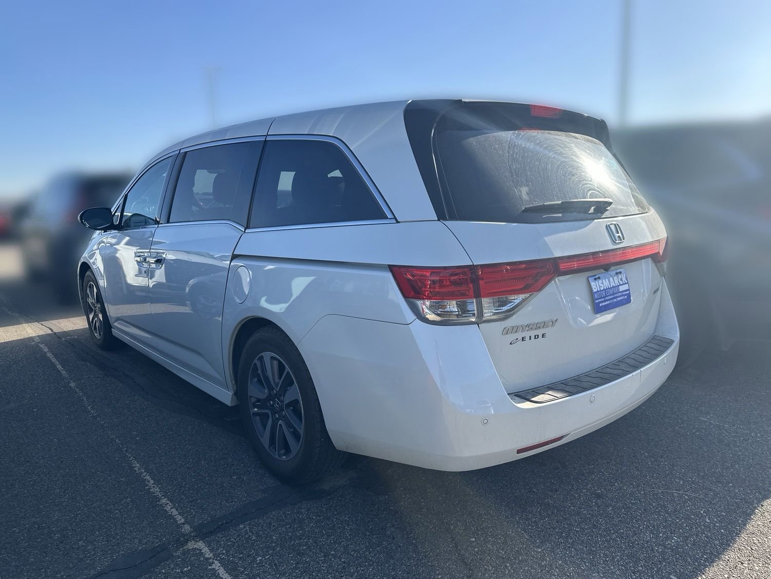 Used 2015 Honda Odyssey Touring Elite image 4