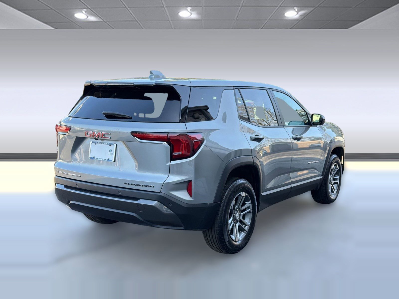 Used 2025 GMC Terrain Elevation AWD/4WD image 9