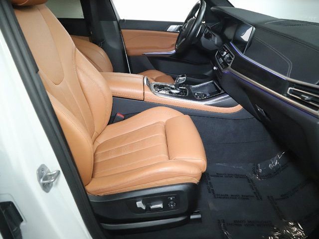 Certified 2022 BMW X7 xDrive40i w/ M Sport Package AWD/4WD image 43