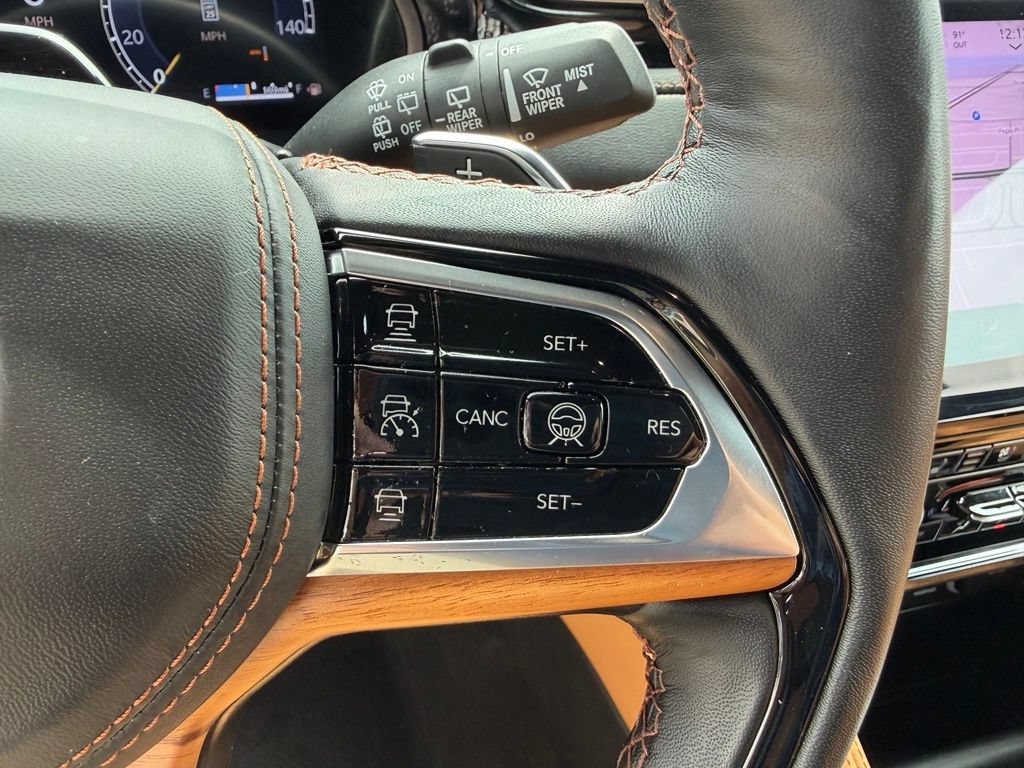 Certified 2025 Jeep Grand Cherokee L Summit AWD/4WD image 24