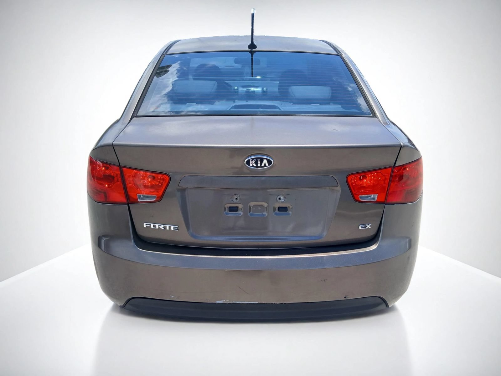 Used 2013 Kia Forte EX FWD image 4