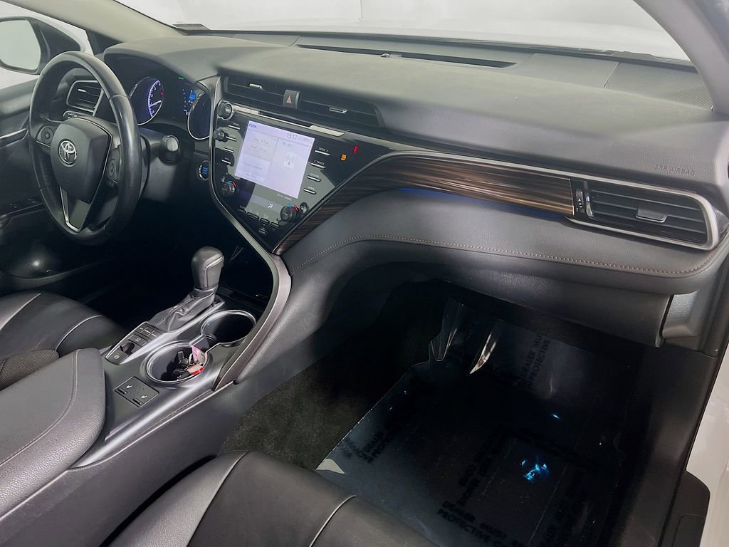 Certified 2019 Toyota Camry XLE FWD image 26
