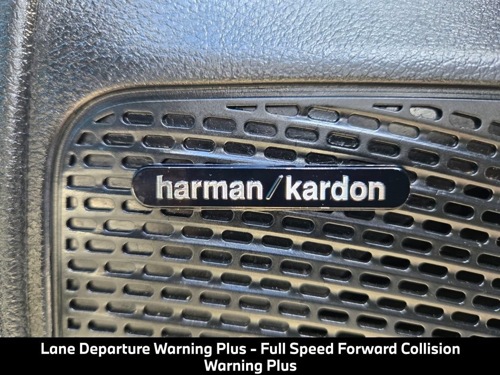 Used 2019 Chrysler Pacifica Touring-L Plus w/ Advanced Safetytec Group FWD image 22