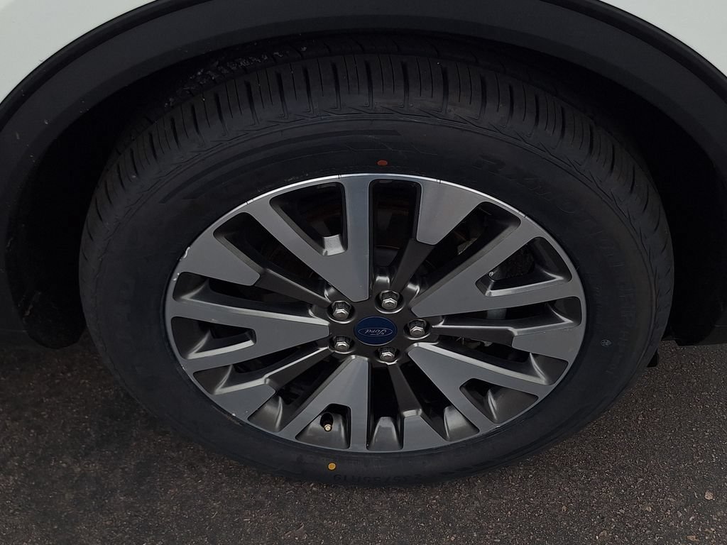 Used 2020 Ford Escape Titanium AWD/4WD image 31