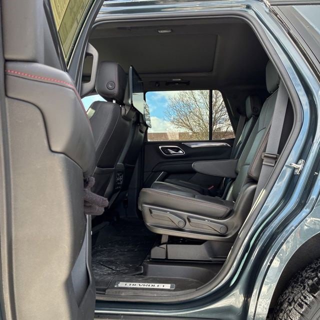 Used 2021 Chevrolet Tahoe RST w/ Luxury Package image 9