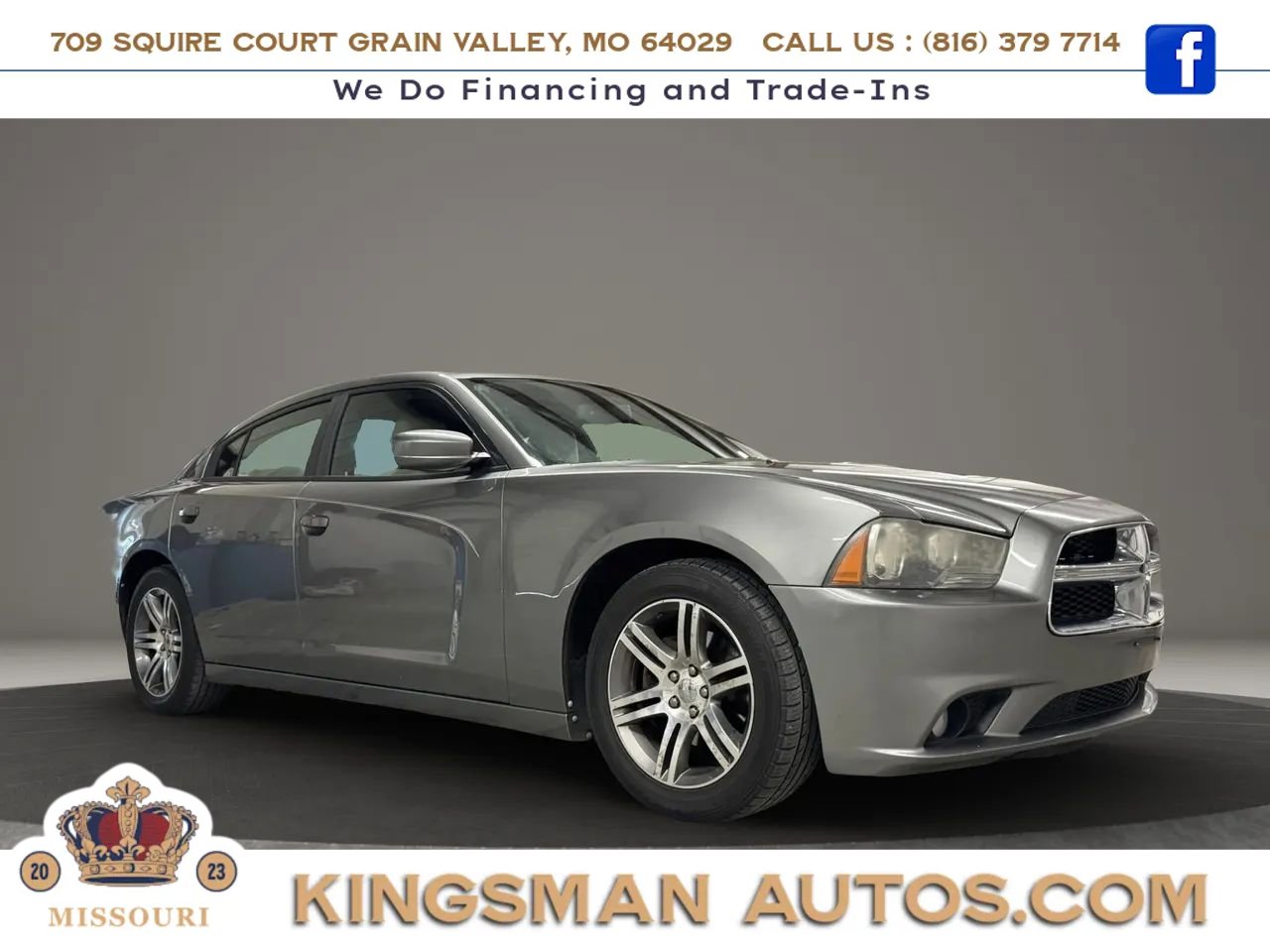 Used 2012 Dodge Charger SXT RWD image 2