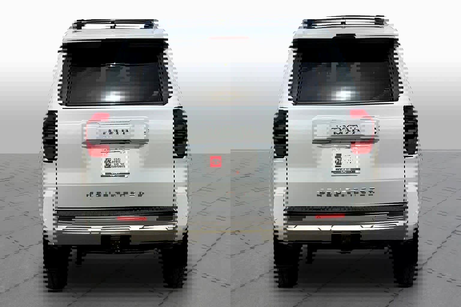 Certified 2025 Toyota 4Runner Limited AWD/4WD image 5