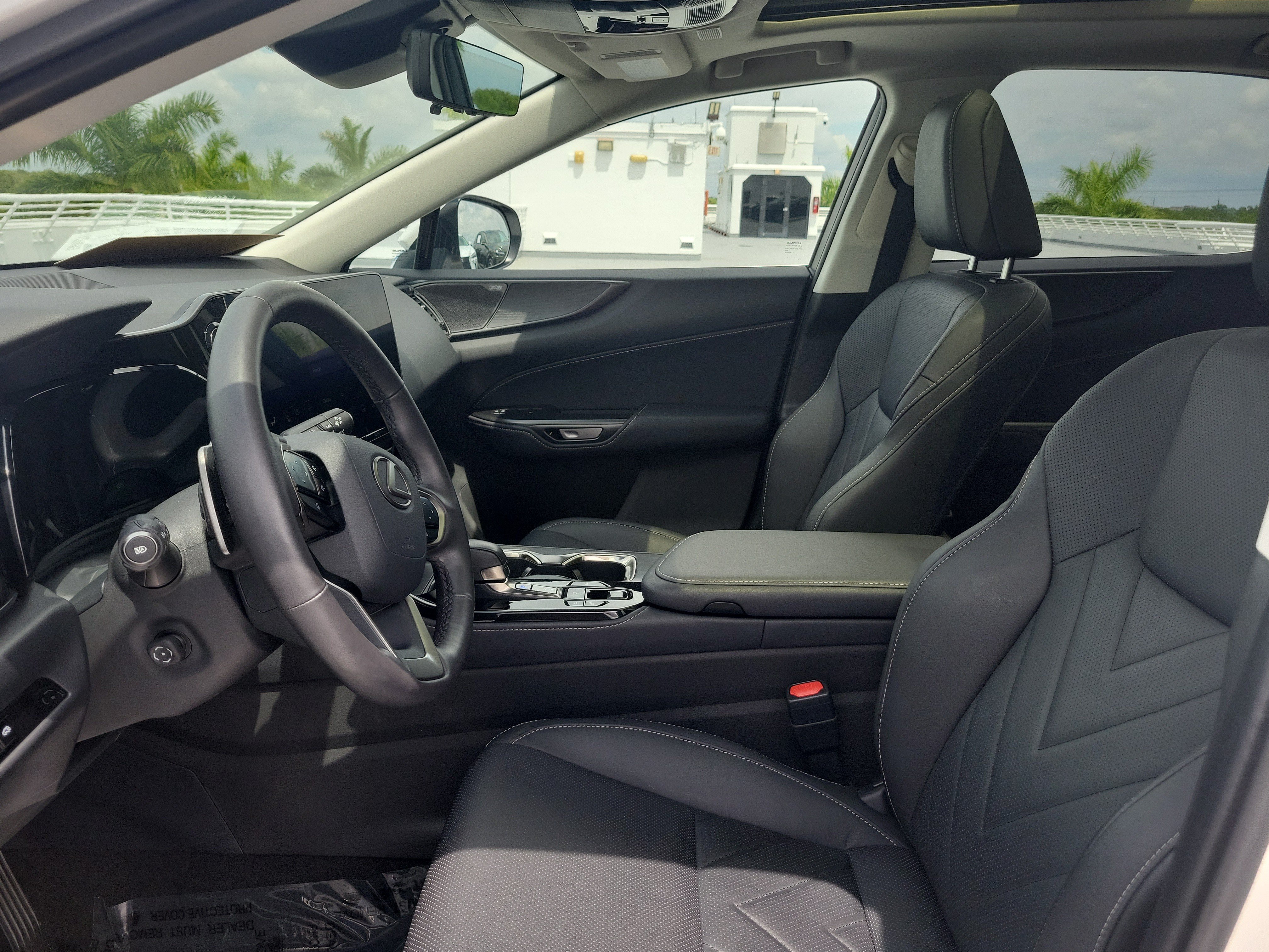 Used 2025 Lexus NX 350h AWD w/ Accessory Package (2T) image 23
