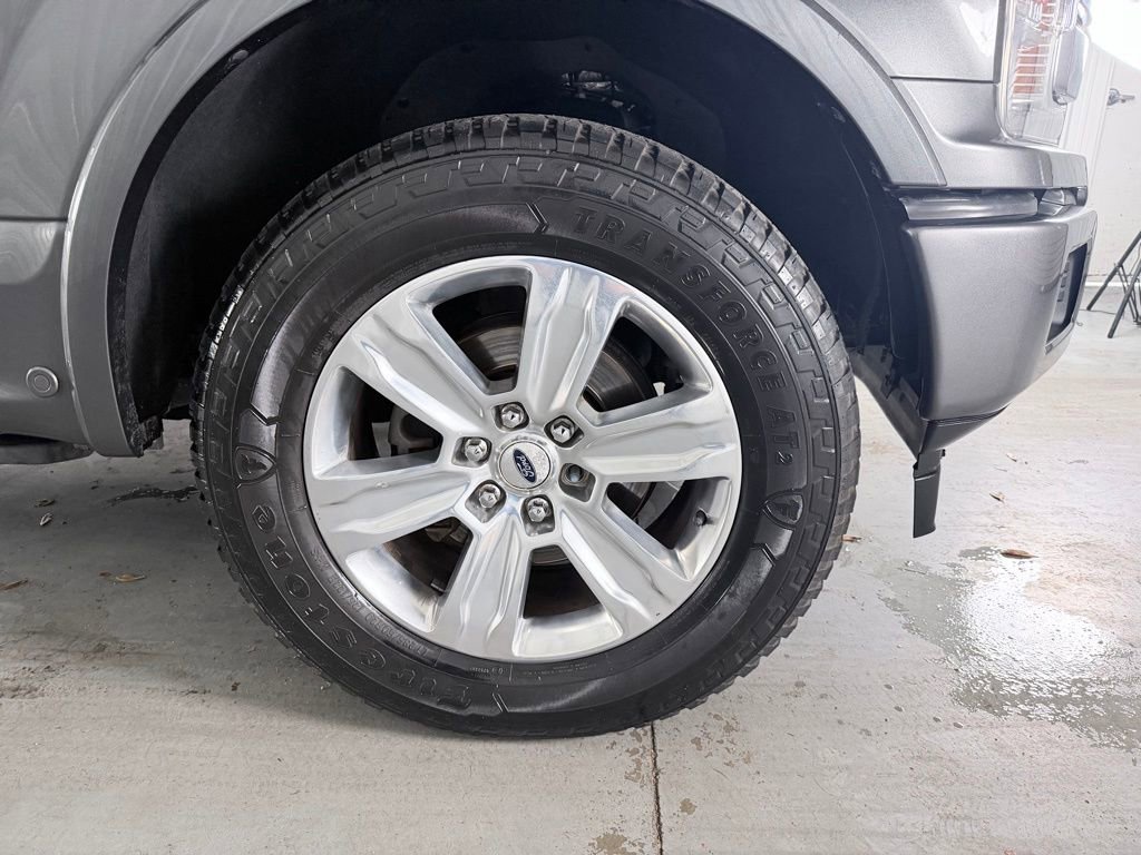 Used 2018 Ford F150 Platinum w/ Equipment Group 701A Luxury image 4