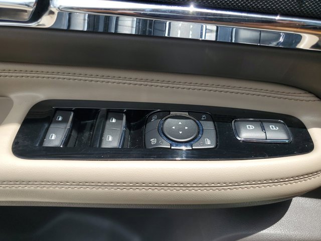 Used 2020 Lincoln Corsair Reserve w/ Equipment Group 201A image 21