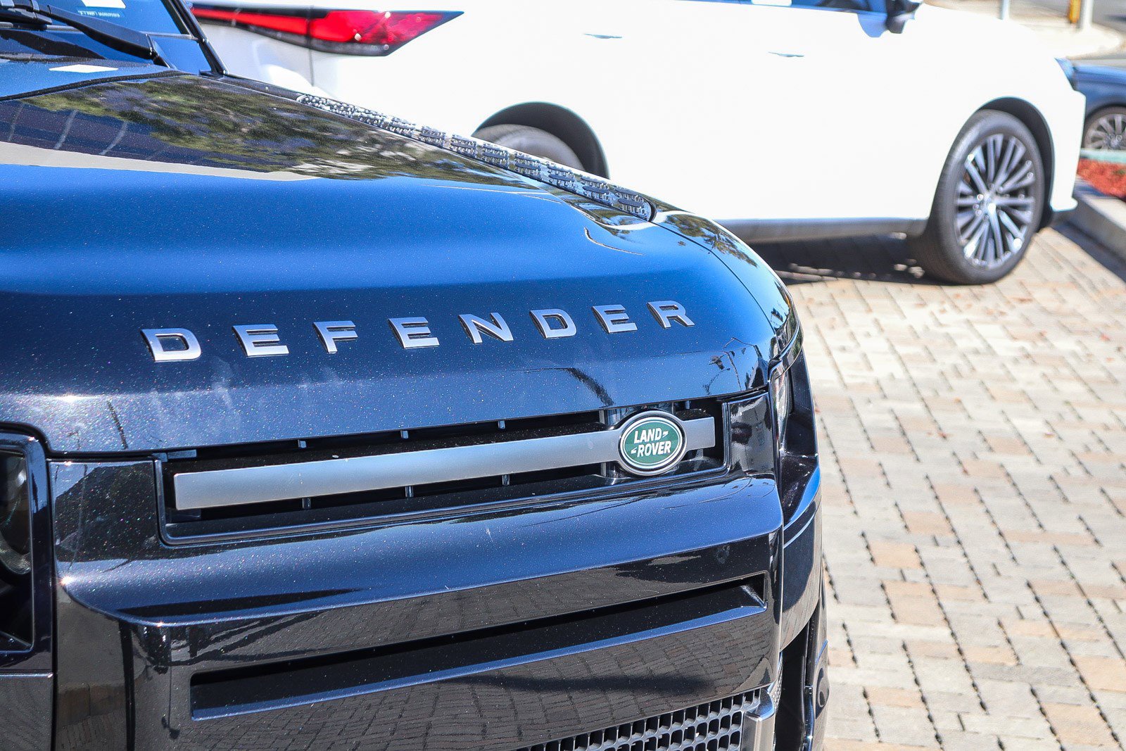 Used 2023 Land Rover Defender 110 X image 6