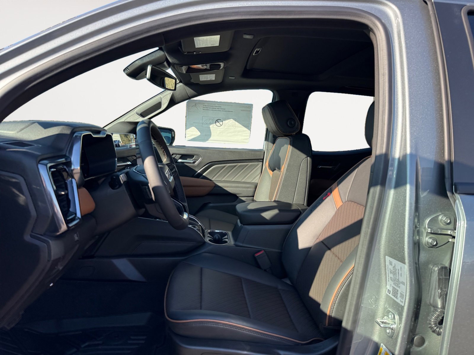 New 2026 GMC Canyon AT4 w/ Technology Plus Package image 10