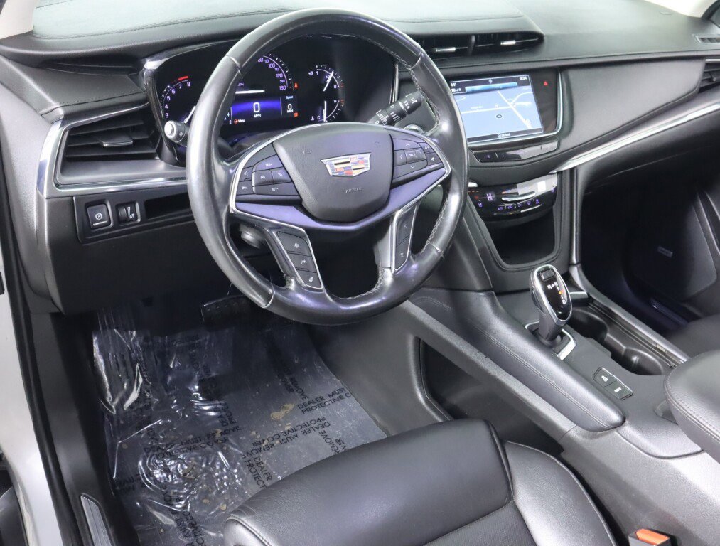 Used 2019 Cadillac XT5 Premium Luxury image 9