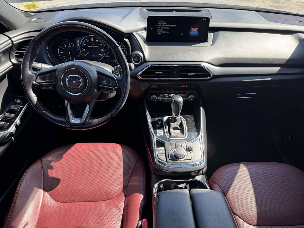 Used 2023 MAZDA CX-9 Carbon Edition image 11