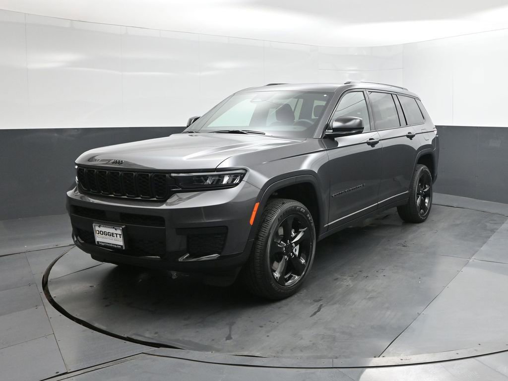 New 2025 Jeep Grand Cherokee L Altitude image 30