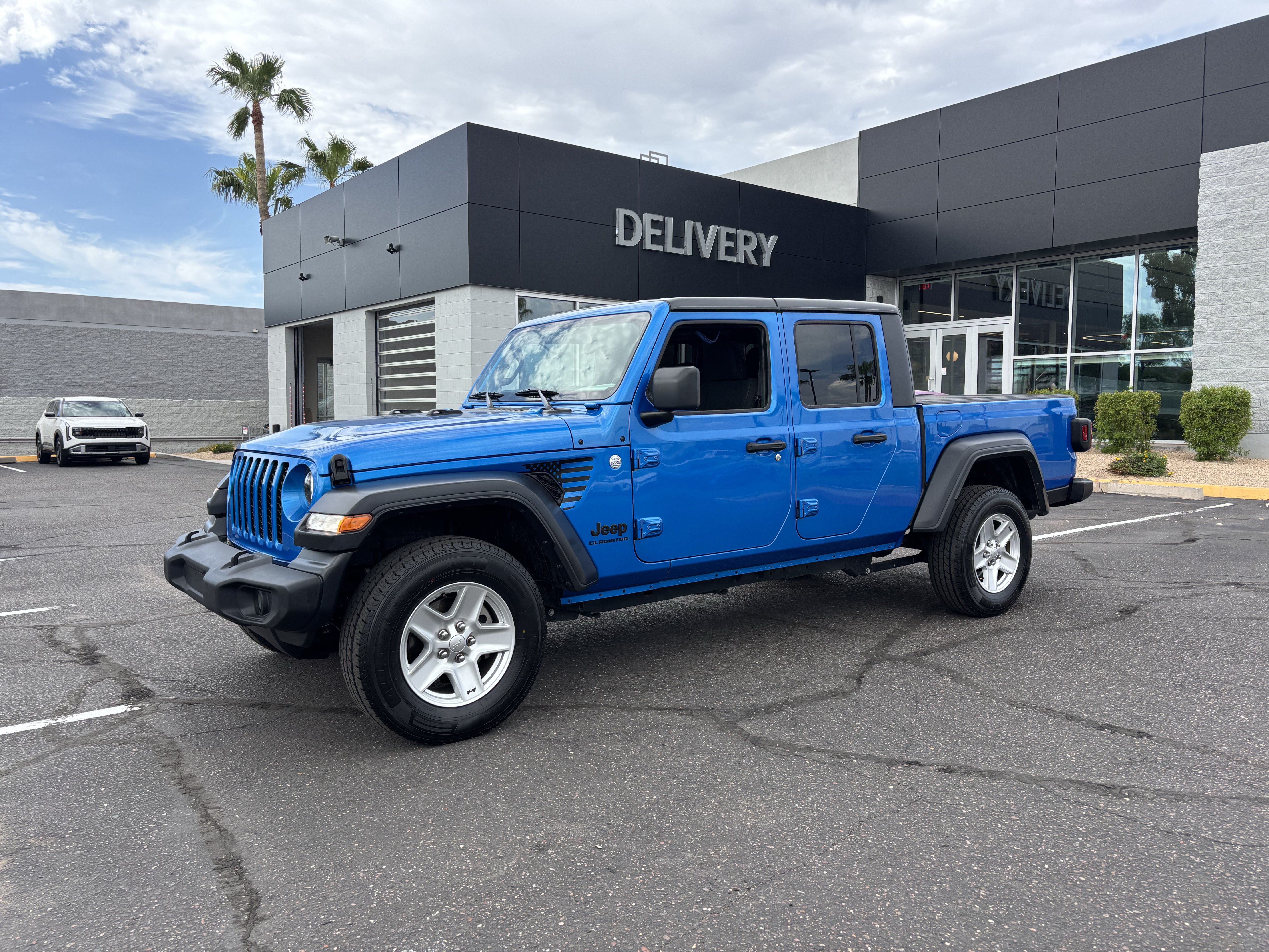 Used 2020 Jeep Gladiator Sport w/ Quick Order Package 24S AWD/4WD image 6