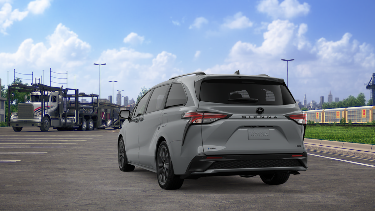 New 2026 Toyota Sienna XSE FWD image 7