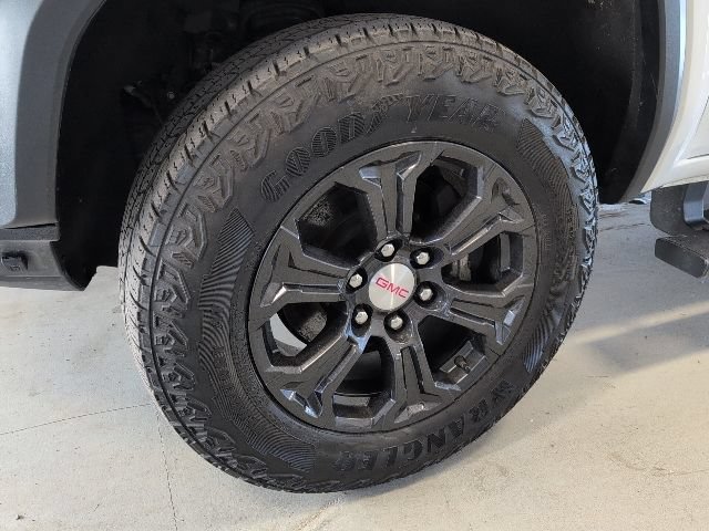 Certified 2023 GMC Canyon Elevation w/ Trailering Package AWD/4WD image 7