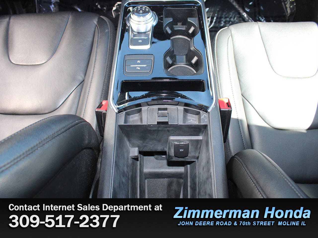 Used 2020 Ford Edge Titanium image 18