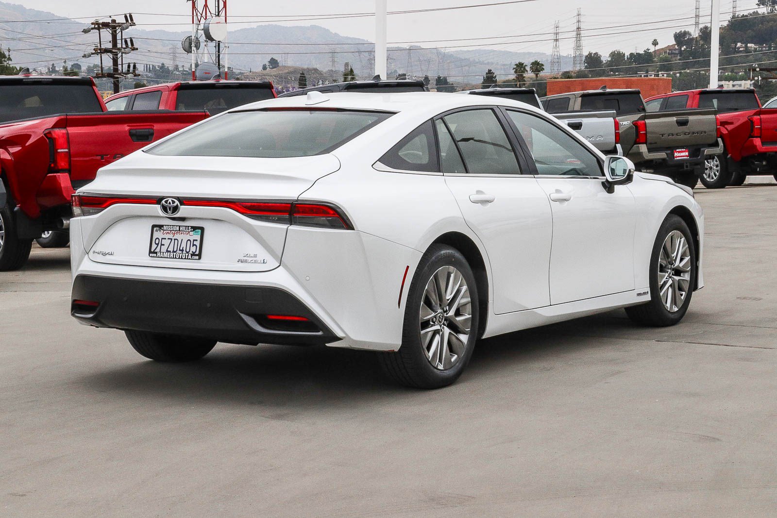 Certified 2023 Toyota Mirai w/ Advanced Technology Package RWD image 7