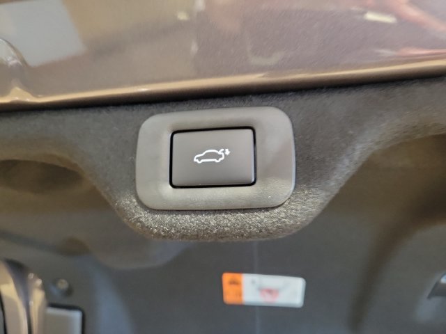 New 2026 Lexus ES 500e w/ Accessory Package (2T) AWD/4WD image 8