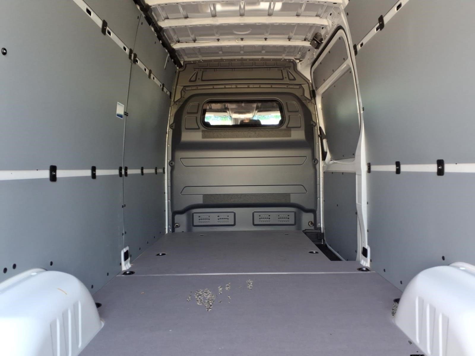 Used 2024 Mercedes-Benz Sprinter 2500 image 24