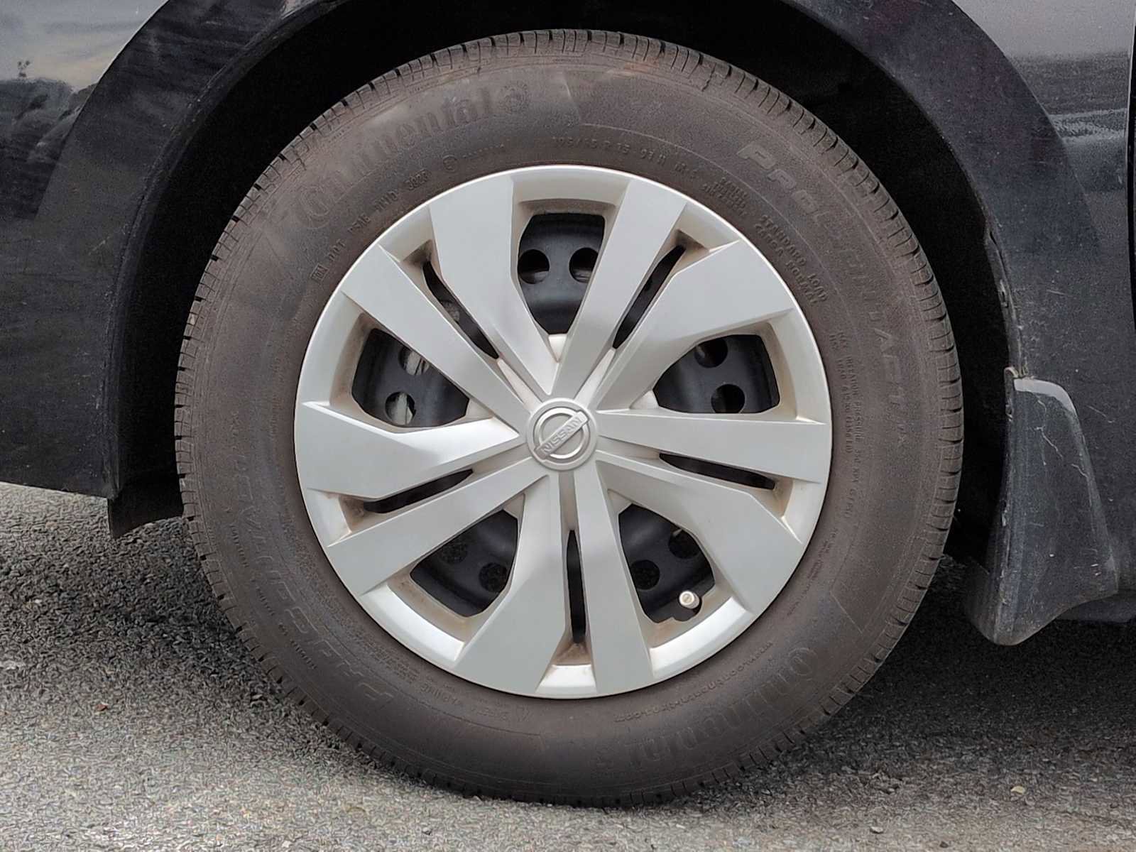 Used 2024 Nissan Versa S image 13