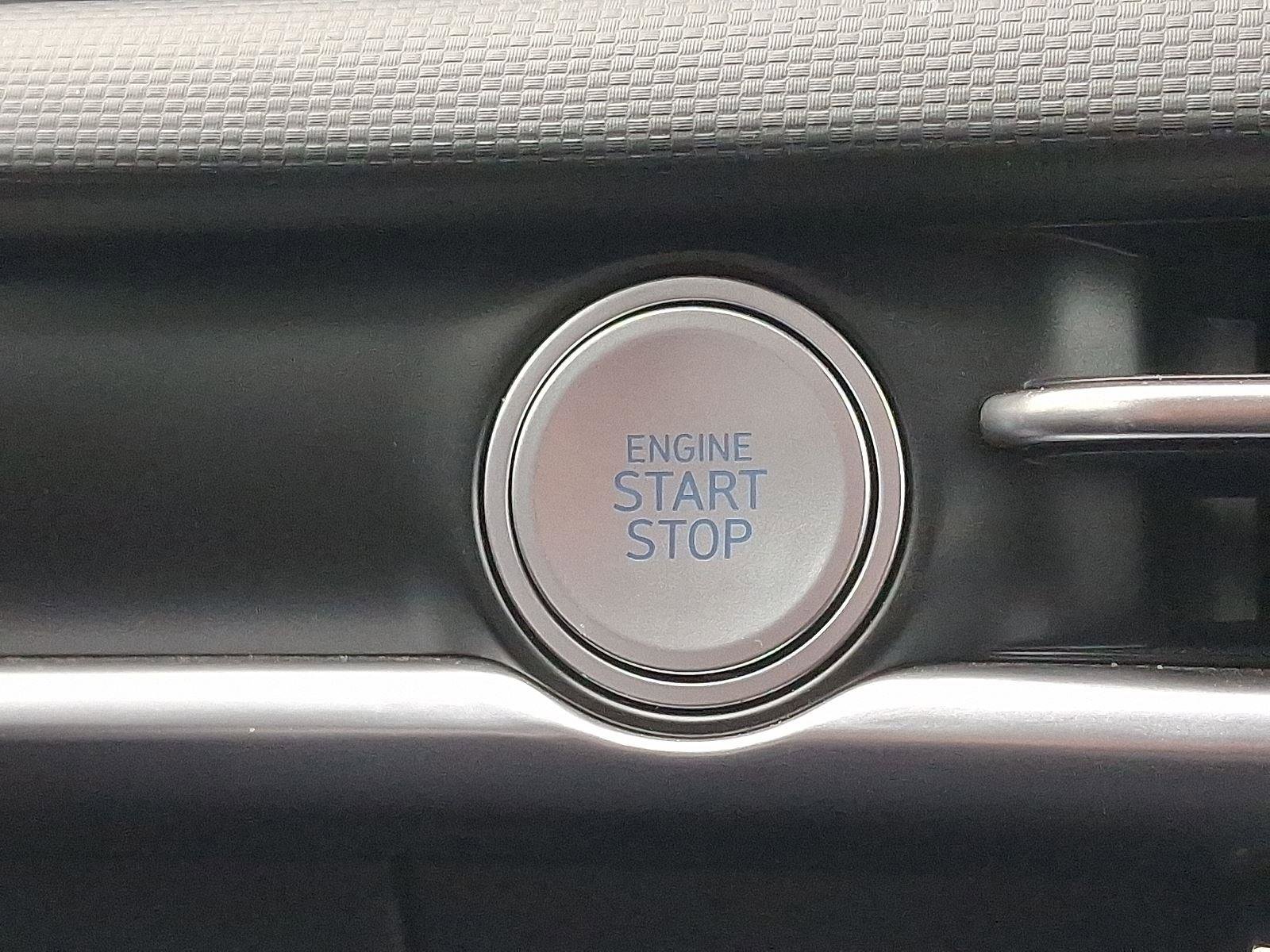 Used 2025 Hyundai Santa Cruz SE image 24