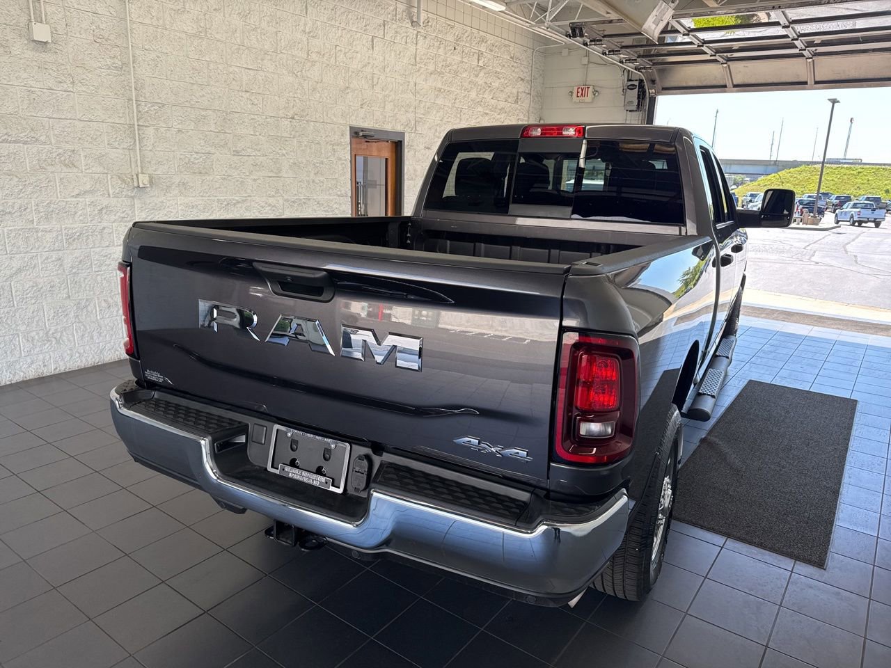 Used 2025 RAM 2500 Tradesman AWD/4WD image 7