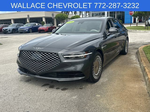 Used 2020 Genesis G90 3.3T Premium RWD image 2