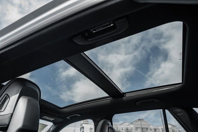 New 2026 Mercedes-Benz GLC 300 4MATIC image 34