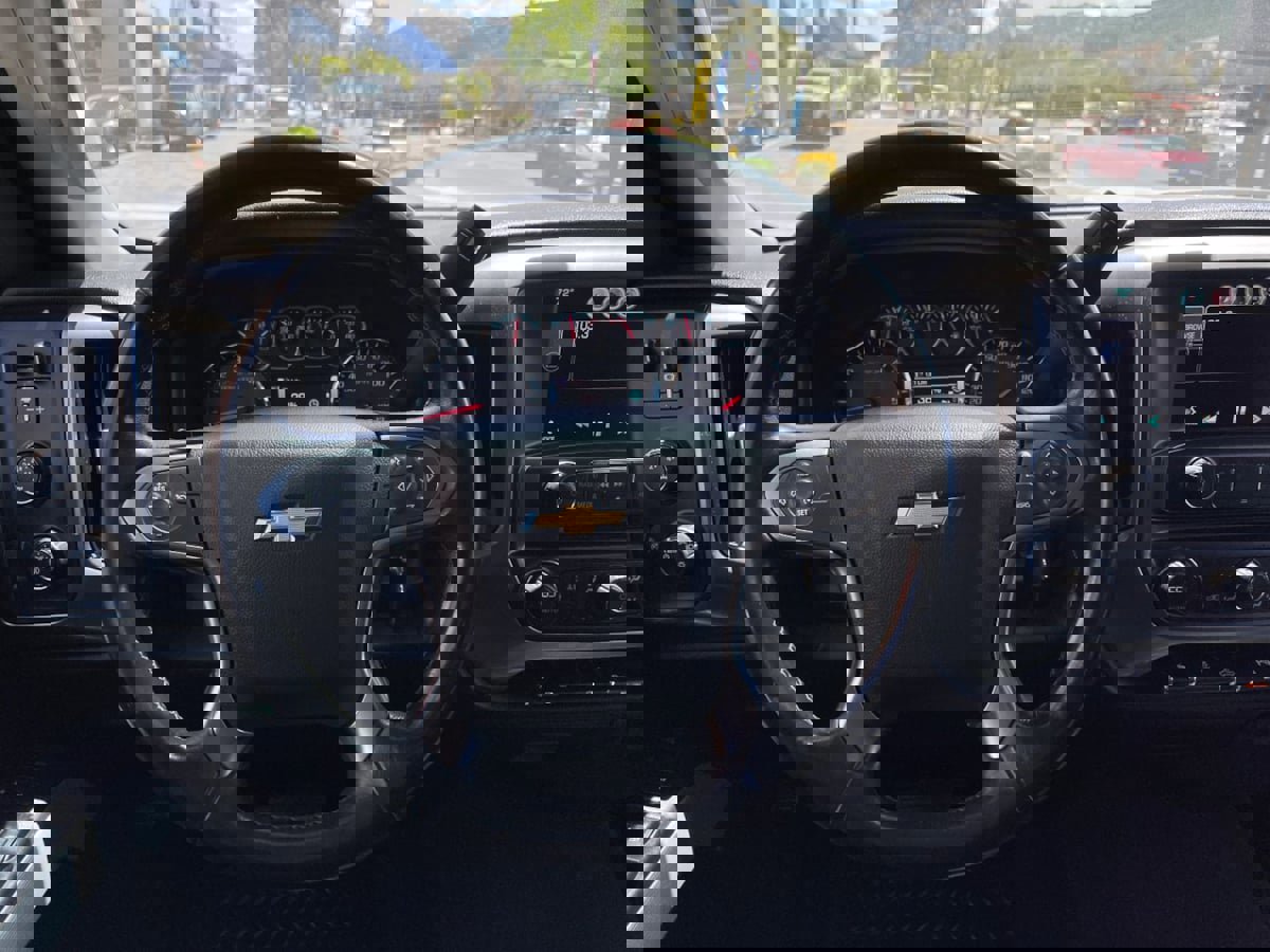 Used 2015 Chevrolet Silverado 2500 LT w/ Z71 Package, Off-Road AWD/4WD image 16