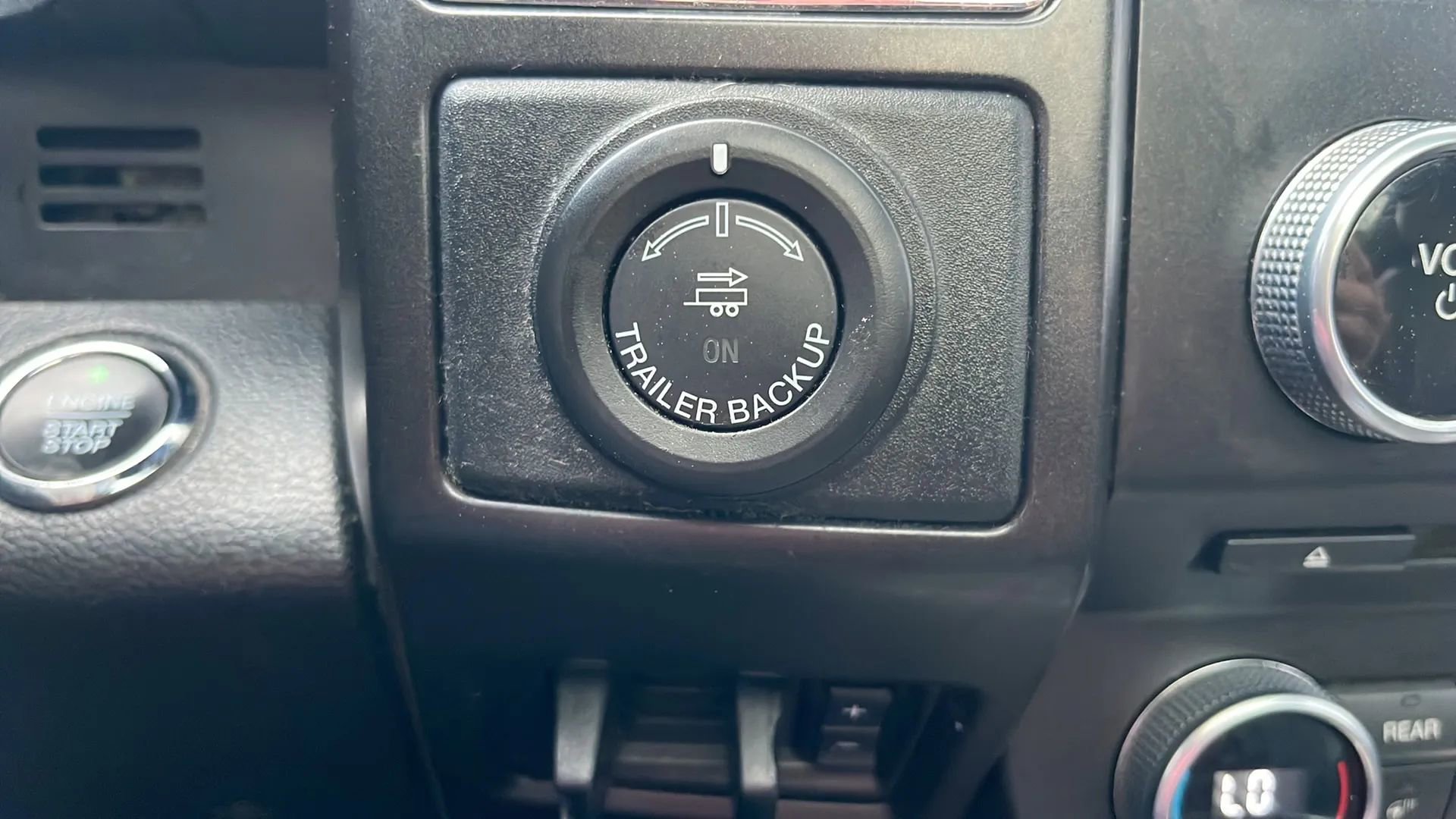 Used 2018 Ford Expedition Max Limited w/ Equipment Group 301A image 29